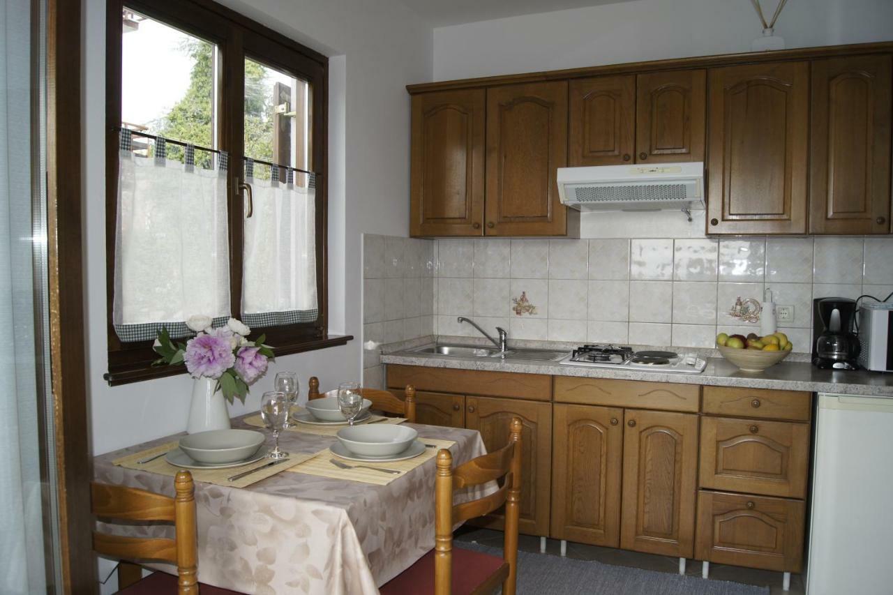 Apartmani Popovic Porec Exterior photo